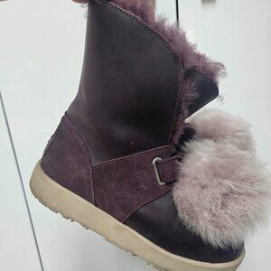 Ugg Isley Waterproof Boots Size 8 Maroon Colour
